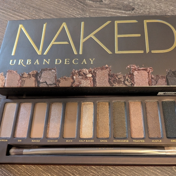 Urban Decay Other - Urban Decay Eyeshadow Palette — Brown, Gold & Bronze Shades